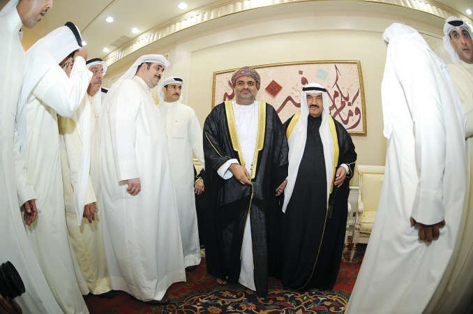 السفير العماني مهنئا﻿