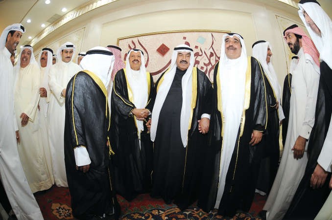 الشيخ دعيج المالك والشيخ فيصل المالك يباركان﻿