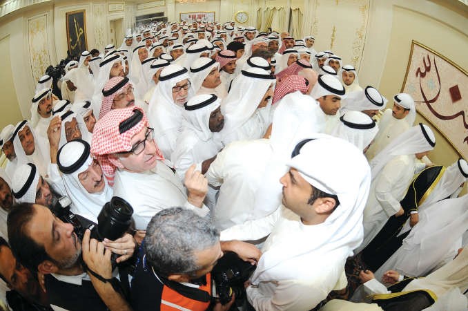جانب من حشود المهنئين في قصر الشويخ العامر﻿