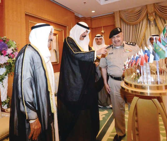 هدية تذكارية لصاحب السمو الامير ﻿