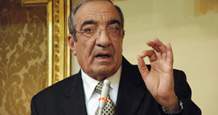 زكريا عزمي