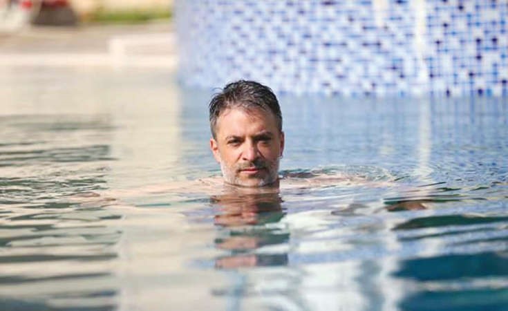 عمر حمدان «بتناسى حبك»
