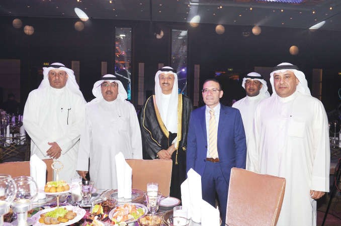 دمطر المطيري ووليد كنفاني وطارق المزرم والزميل عدنان الراشد وشامخ الرشيدي من وزارة الاعلام﻿