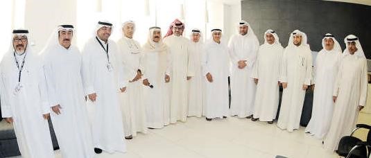 الزميل رئيس التحرير يوسف خالد المرزوق مستقبلا الزملاء رئيس اتحاد الصحافيين العرب ورئيس جمعية الصحافيين الكويتية احمد يوسف بهبهاني وسعد العلي ووليد النصف واحمد الجاراللهوماضي الخميس وسعود العنزي وعبد الرحمن العليان وتركي الانبعي وماجد العلي وعماد بوخمسين بحضور الزميلين عدنان الراشد ويوسف عبدالرحمنهاني الشمري﻿