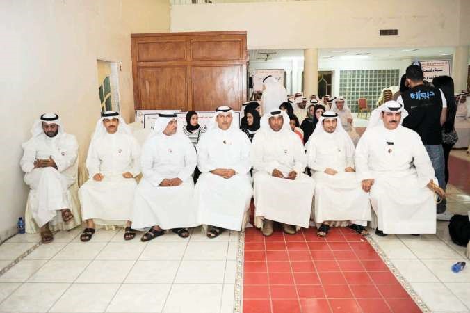 عدد من النقابيين المشاركين في الوقفة