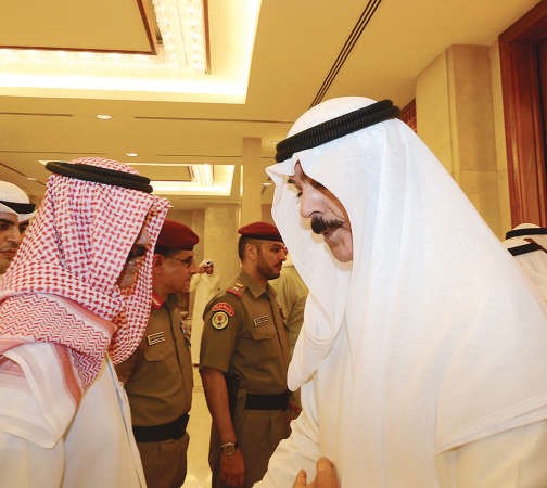 سمو ولي العهد الشيخ نواف الاحمد مستقبلا الشيخ محمد الخالد ﻿