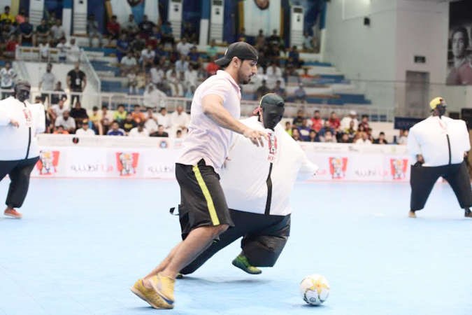 المنافسات مستمرة بين الطباخين﻿