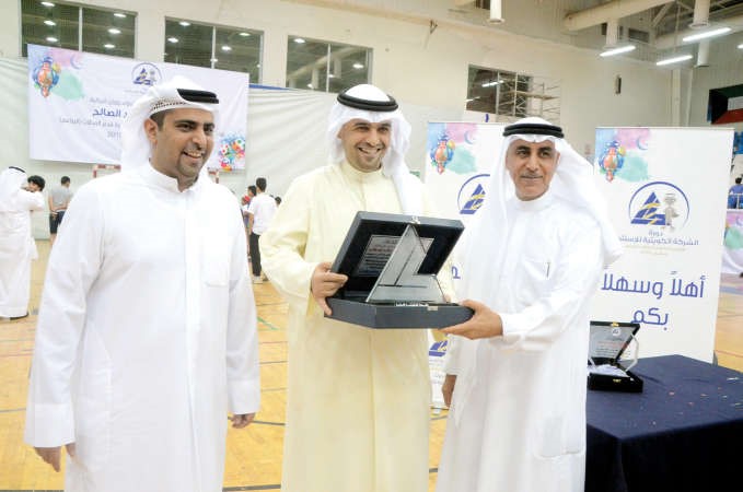 السبيعي يكرم وزير المالية بحضور راكان النصف