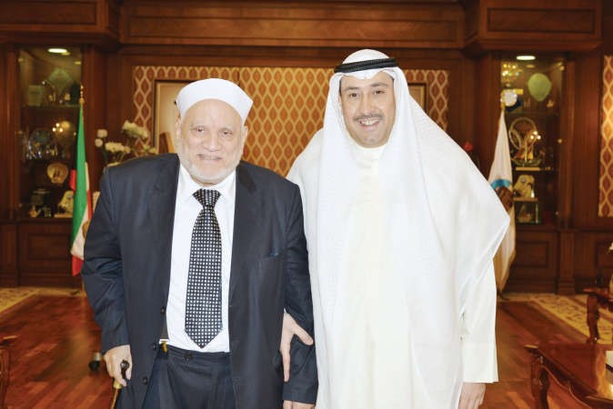 الشيخ فيصل الحمود استقبل د احمد عمر هاشم
