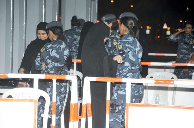 جهود مشكورة من الشرطة النسائية﻿