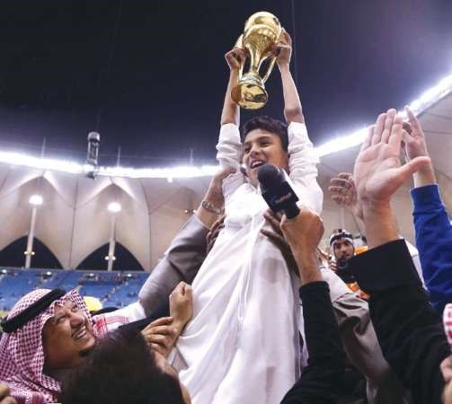 فيصل بن تركي: «دموع تركي غالية عندي وهذا مهرها» 