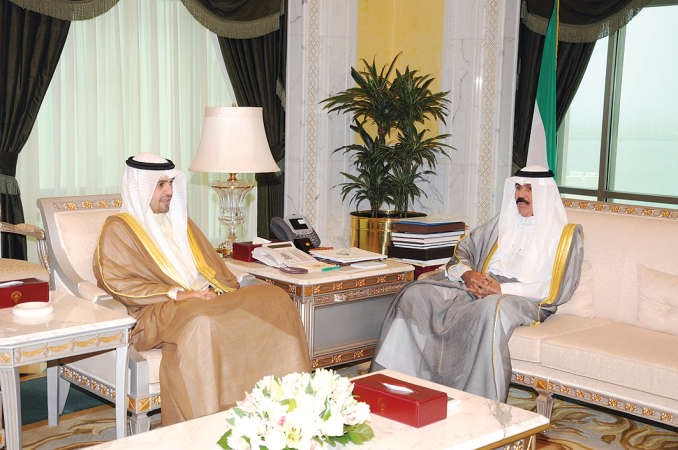 سمو ولي العهد الشيخ نواف الاحمد مستقبلا انس الصالح﻿