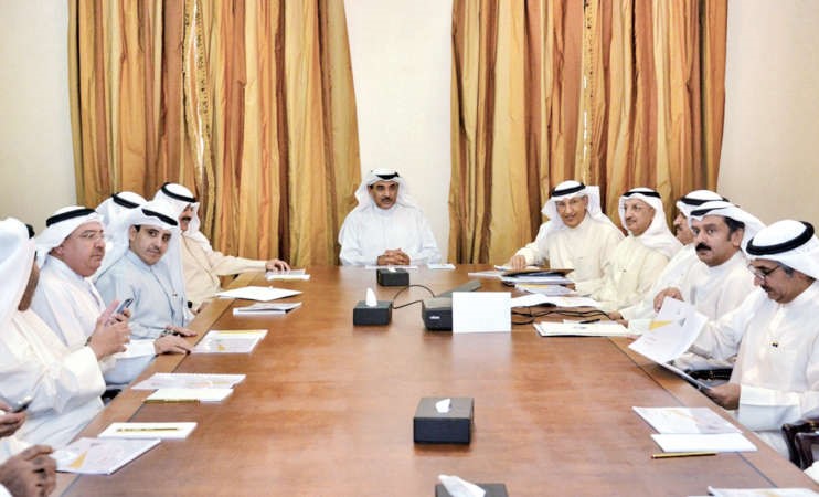 الشيخ صباح الخالد مترئسا اجتماعا للجنة شؤون السلكين الديبلوماسي والقنصلي﻿