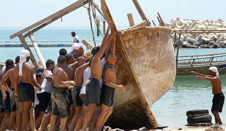 بدا الكويتيون بالاتجار والصيد بعد عيش حياة البدو