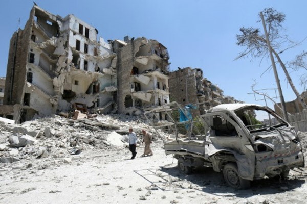 28 قتيلاً في قصف لقوات النظام على «الباب» في حلب