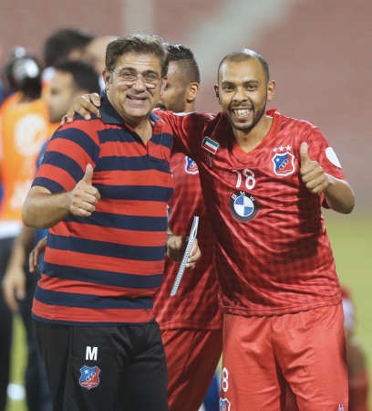 جراح العتيقي مع المدرب محمد ابراهيم﻿