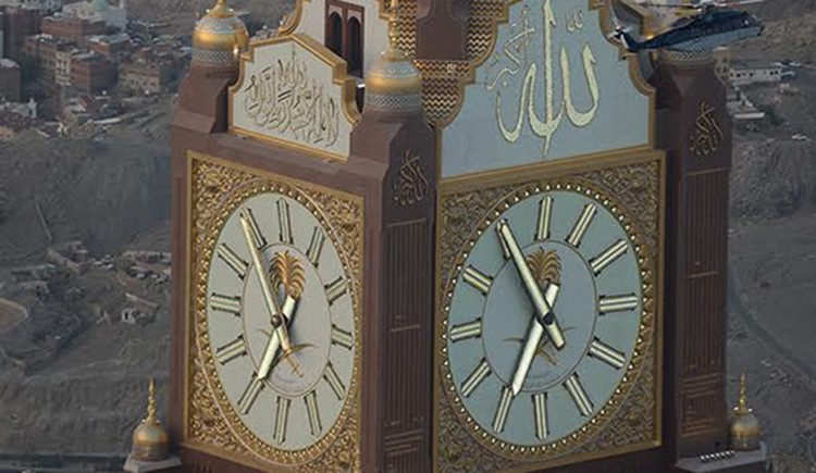 بالفيديو والصور.. مشاهد روحانية من أجواء الحرم المكي ليلة 27 رمضان