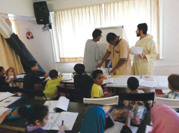 تدريس اللغة العربية في مسجد الحكمة﻿