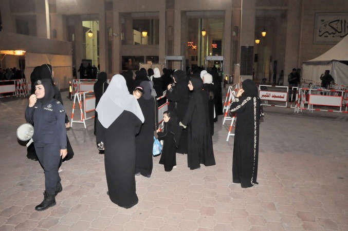 عناصر الشرطة النسائية ساهمن بفاعلية في تنظيم العمل خلال العشر الاواخر