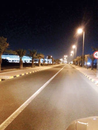 انارة الطرق بالمنطقة