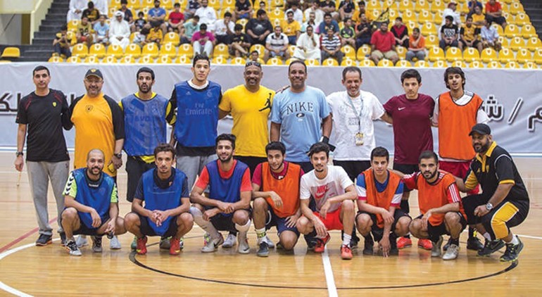 فريقا القدم والصالات ﻿