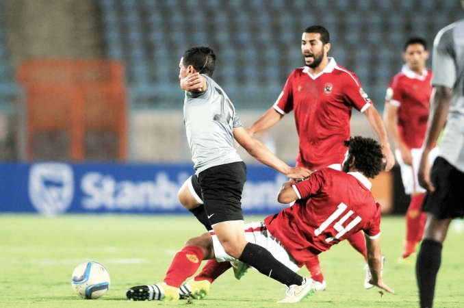 فتحي مبروك مستمر مع الاهلي