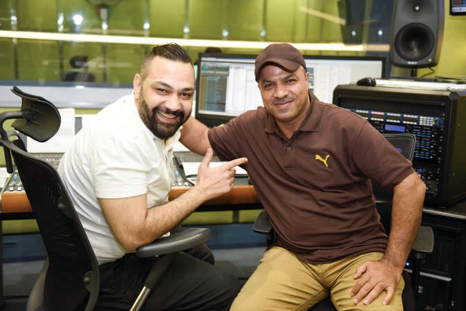 المخرج جابر الجاسر مع محمود عطية	فريال حماد﻿