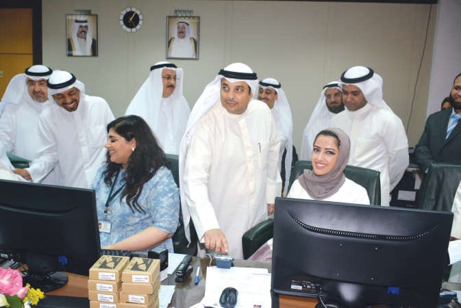 يعقوب الصانع يدشن الخدمات الالكترونية الجديدة ومنها خدمة التوقي الالكتروني