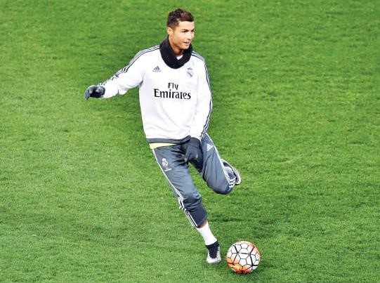 37 مليون يورو إيرادات رونالدو وبيل وخاميس