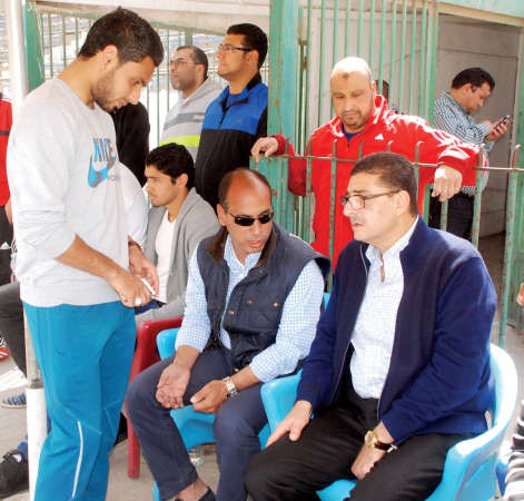 رئيس النادي الاهلي محمود طاهر يتابع التدريبات 