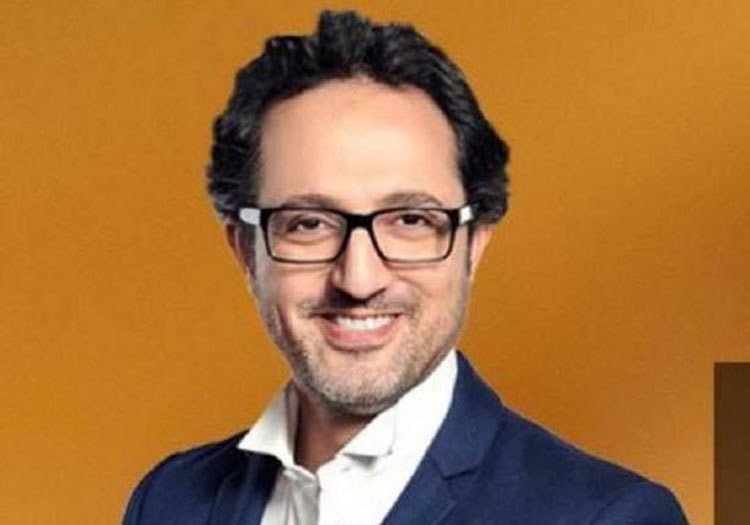 بالفيديو.. اعلامي مصري: سيدة تحرشت بي جسديًا ولكني رفضت لأني متدين