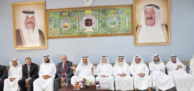  سالم حمادة متوسطا عددا من الحضور