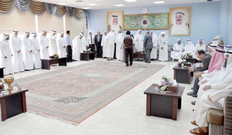 استقبال المهنئين