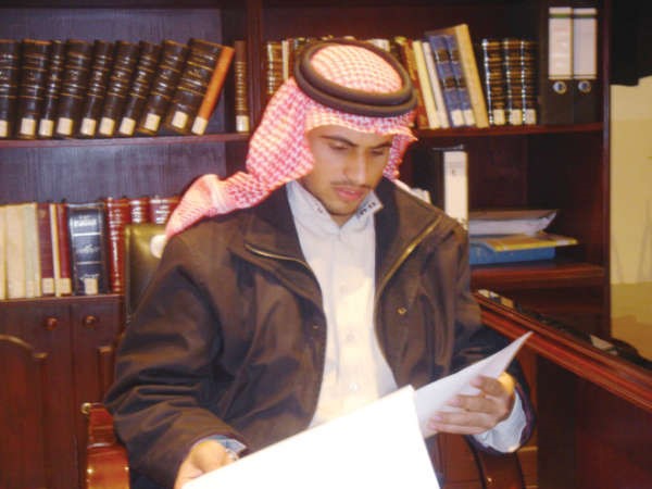الانباء التقت الفضلي 2005 قبل اختفائه