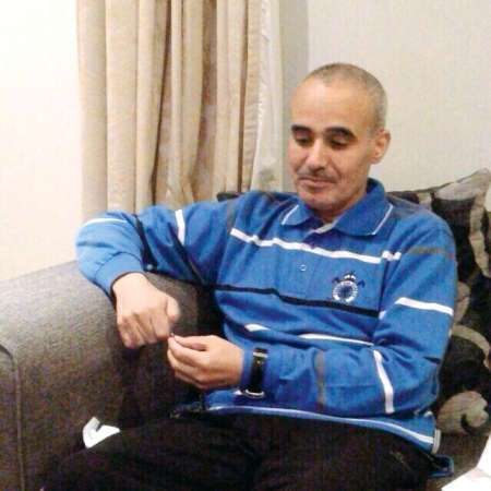 المدرب غلفيص العجمي بعد عودته من رحلة العلاج﻿