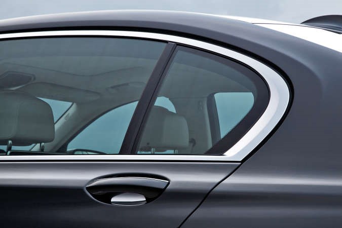 BMW الفئة السابعة الجديدة كلياً ثورة في عالم الفخامة المعاصرة
