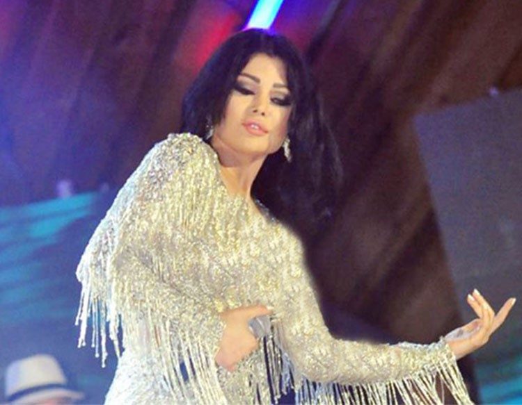 بالصور.. ما يُمكن عرضه.. من فستان هيفاء وهبي العاري الذى أشعل الهجوم عليها في مصر