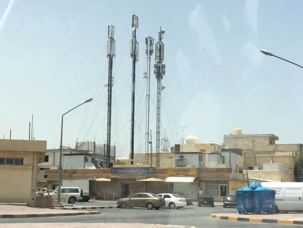 ابراج الاتصالات في المنطقة