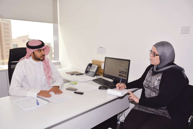 مشعل الجنوبي متحدثا للزميلة رندى مرعي﻿