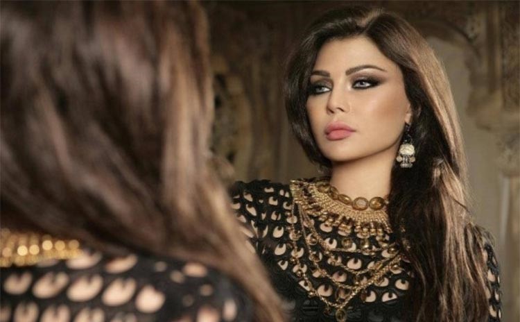 هيفاء وهبي تفوز بجائزة أفضل ممثلة في أضخم استفتاء جماهيرى