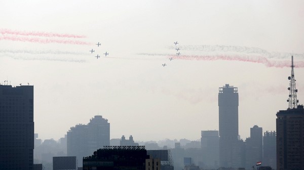طائرات "إف -16 " الجديدة تحلق في سماء القاهرة