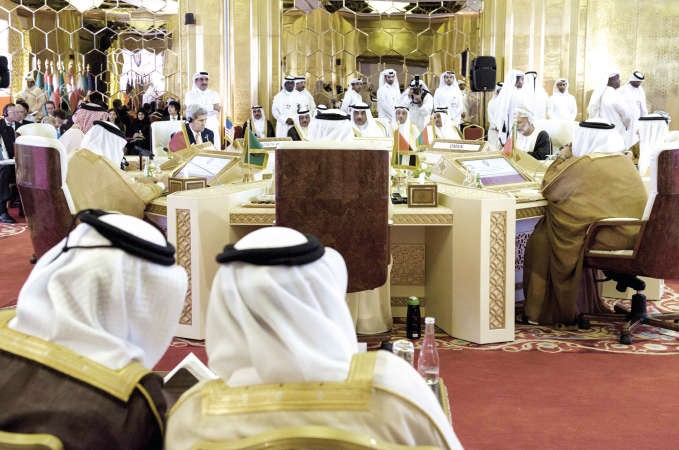 جانب من اجتماع وزراء خارجية دول مجلس التعاون مع نظيرهم الاميركي جون كيري في الدوحة امس	رويترز﻿