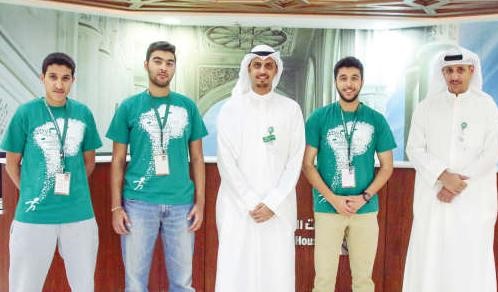 طلبة لوياك في المقر الرئيسي لـ بيتك ﻿