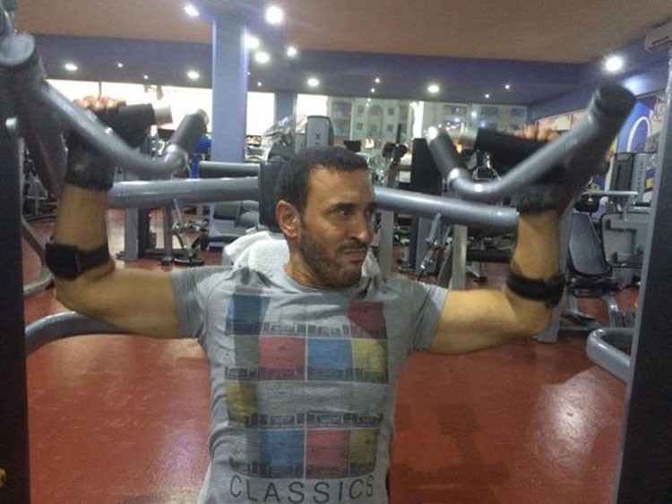 بالصور.. كاظم الساهر يفاجئ جمهوره على "فيس بوك" بصوره في "الجيم"
