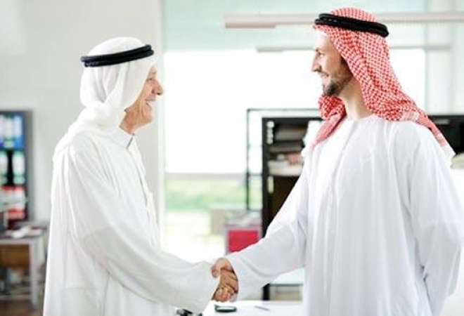 «غلف بيزنس»: العلاقات الشخصية قبل «البيزنس» بالخليج