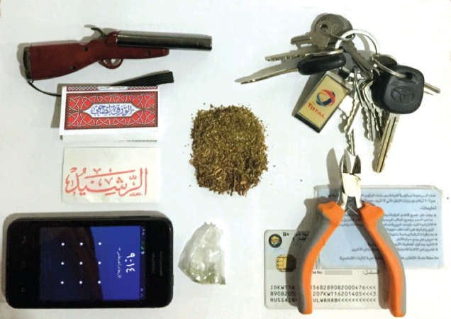 المخدرات احيلت الى المكافحة والمتهم﻿