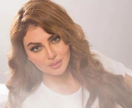 بالصور.. الجمهور يشبه الفنانة مريم حسين بالهندية أشواريا راي