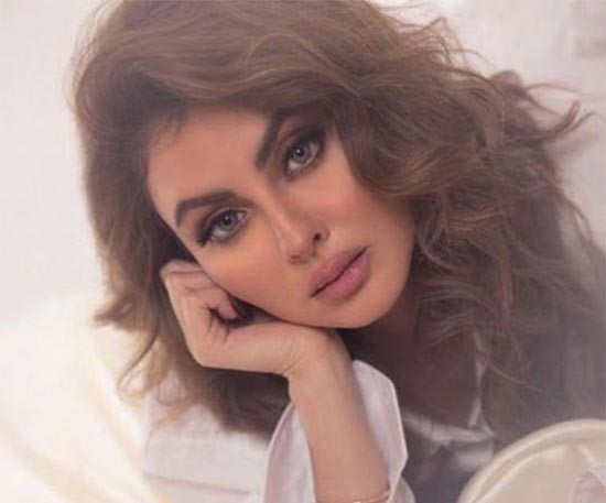 بالصور.. الجمهور يشبه الفنانة مريم حسين بالهندية أشواريا راي