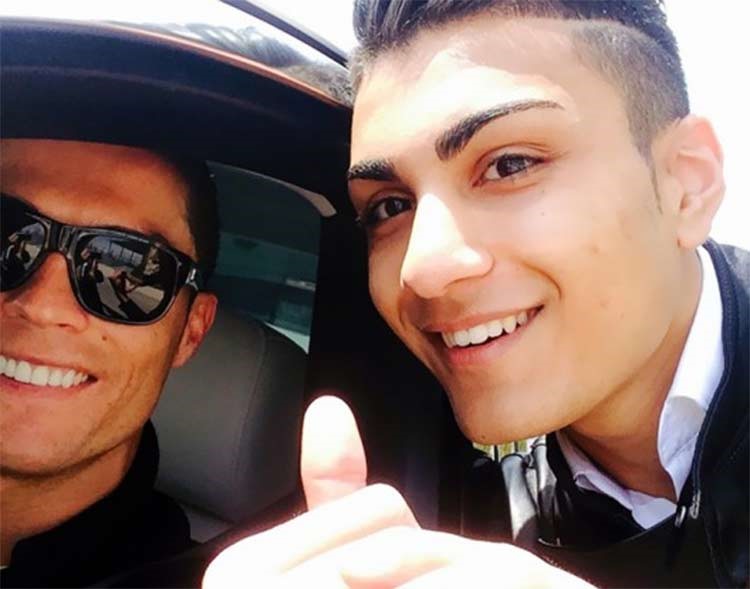بالصور.. شاهد "مجنون رونالدو" الذي أنفق أمواله ليصبح شبيها له
