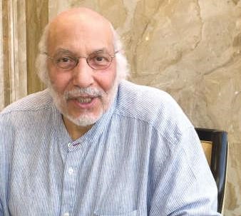 المخرج الفاروق عبدالعزيز لـ «الأنباء»: علاقة العالم العربي والغرب تحتاج للرصد السينمائي لتصحيح وجهات النظر